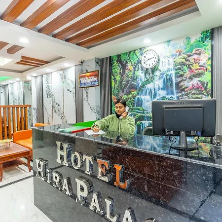 Oyo 826 Hotel Hira Palace